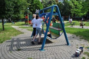 , V rámci projektu „Naše mesto 2016“ sa v Žiline obnovovali detské ihriská
