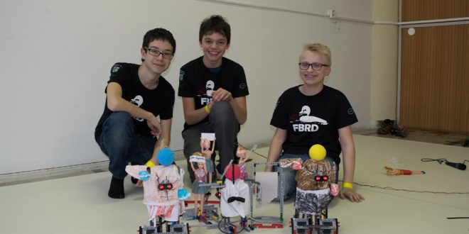 , Študenti z nášho gympla potrebujú pomoc: Nemajú peniaze na účasť v celosvetovom finále robotickej súťaže!