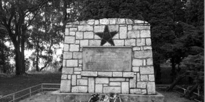 , Pri pamätníku na Bukovinách si zaspomínajú na obete 2. svetovej vojny