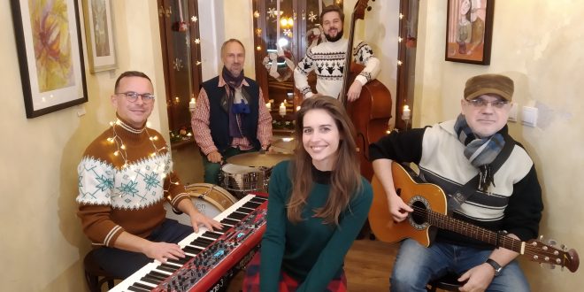 , Sima Martausová predstavila vianočnú skladbu a vydáva nový album