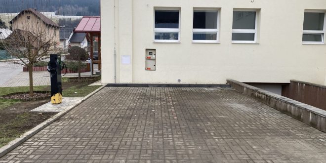 , V obci Vysoká nad Kysucou pribudla nabíjacia stanica pre elektromobily