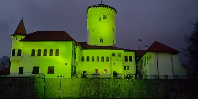 , Budatínsky hrad sa rozžiari na zeleno