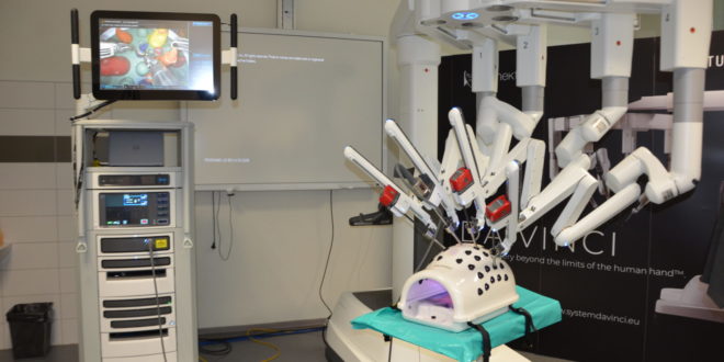 DaVinci, Jesseniova lekárska fakulta prezentovala unikátny robotický operačný systém DaVinci