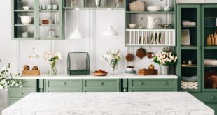 Clean,And,Empty,Marble,Countertop,,Green,Vintage,Kitchen,Furniture,With