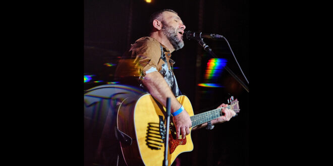 Marian Ferenc, Mari&aacute;n Ferenc z kapely ElevenHill debutuje so s&oacute;lov&yacute;m singlom &bdquo;Potopa&ldquo;